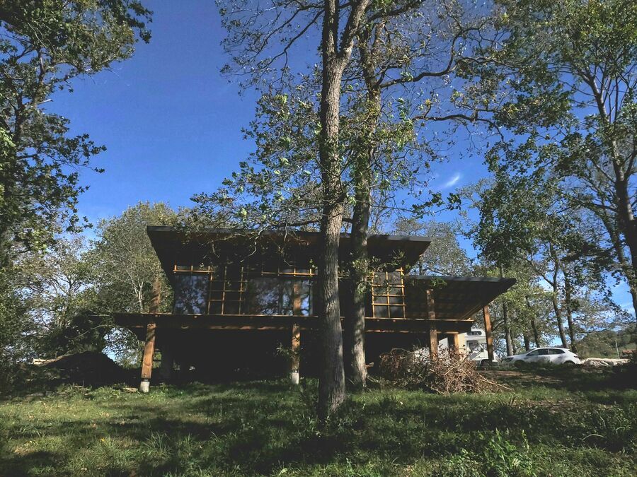 Petite maison bois au pays Basque int&eacute;rieur